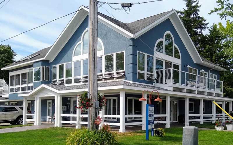 channel lane inn in pentwater, michigan